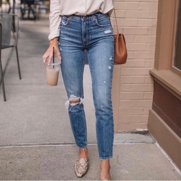 Abercrombie & Fitch The Skinny High Rise Jeans Distressed Medium Wash Size 36 - Picture 1 of 11